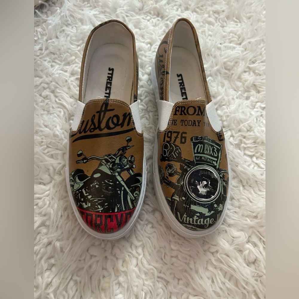 Motorcycle style custom StreetFly Fashion slip-on slippers boat 37 6.5 NWOT
